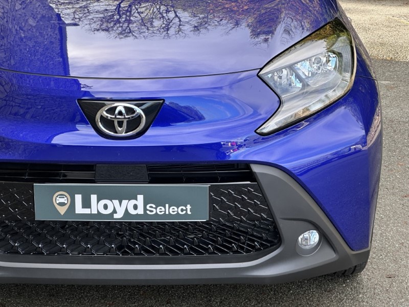 2025 (75) TOYOTA AYGO X 1.0 VVT-i Edge 5dr 5913661