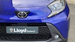 2025 (75) TOYOTA AYGO X 1.0 VVT-i Edge 5dr 5913661