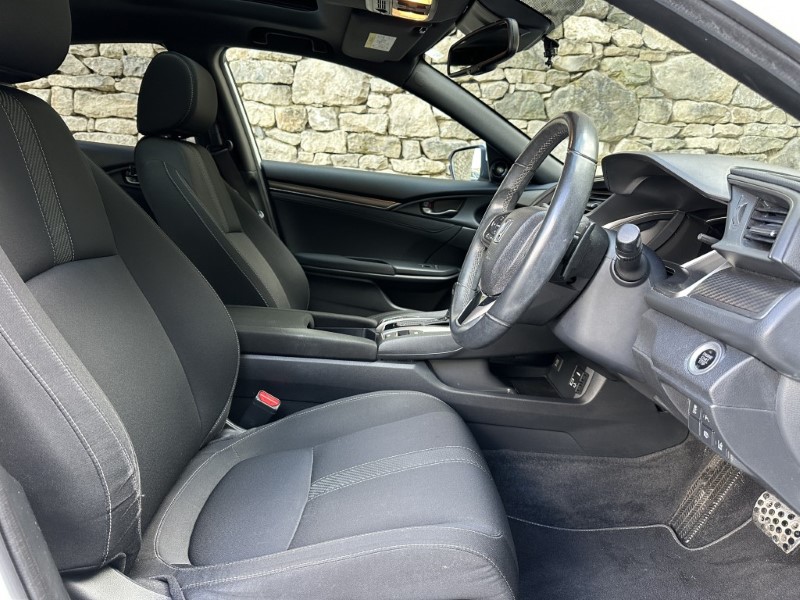 2017 (17) HONDA CIVIC 1.5 VTEC Turbo Sport Plus 5dr CVT 5923688