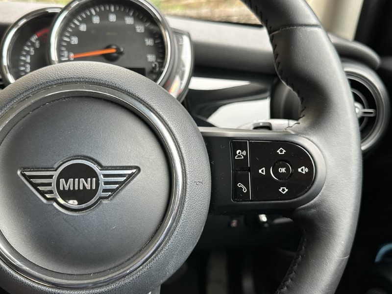 2022 (72) MINI HATCHBACK 1.5 Cooper Classic 5dr Auto 5912589