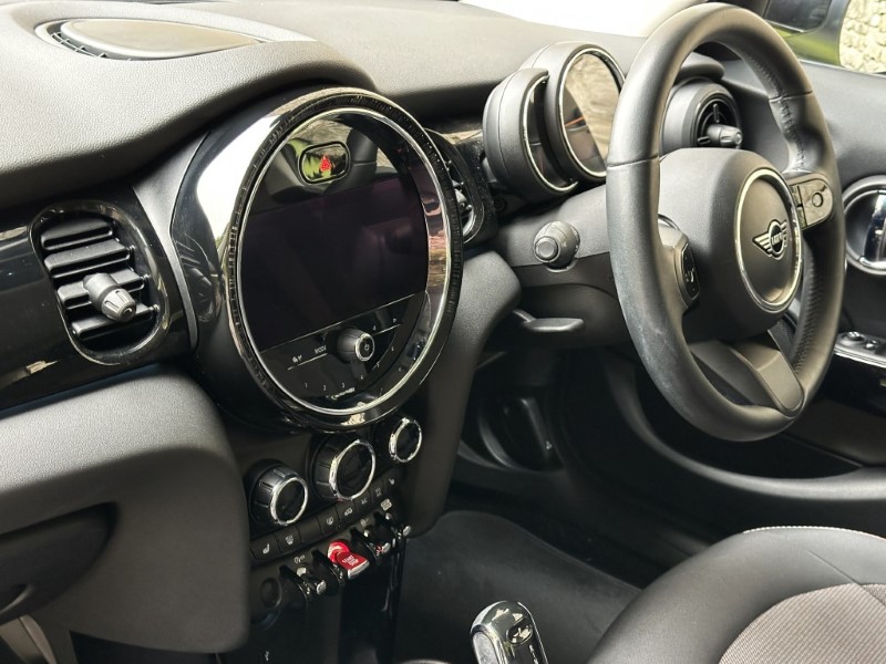 2022 (72) MINI HATCHBACK 1.5 Cooper Classic 5dr Auto 5912598