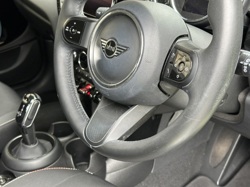2022 (72) MINI HATCHBACK 1.5 Cooper Classic 5dr Auto 5912575
