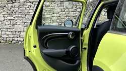 2022 (72) MINI HATCHBACK 1.5 Cooper Classic 5dr Auto 5912611