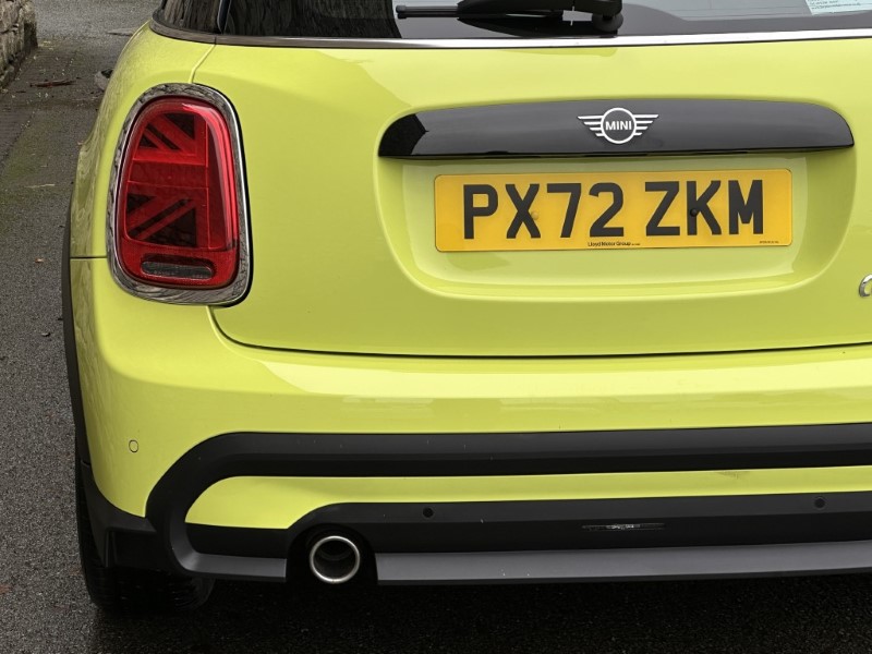2022 (72) MINI HATCHBACK 1.5 Cooper Classic 5dr Auto 5912570
