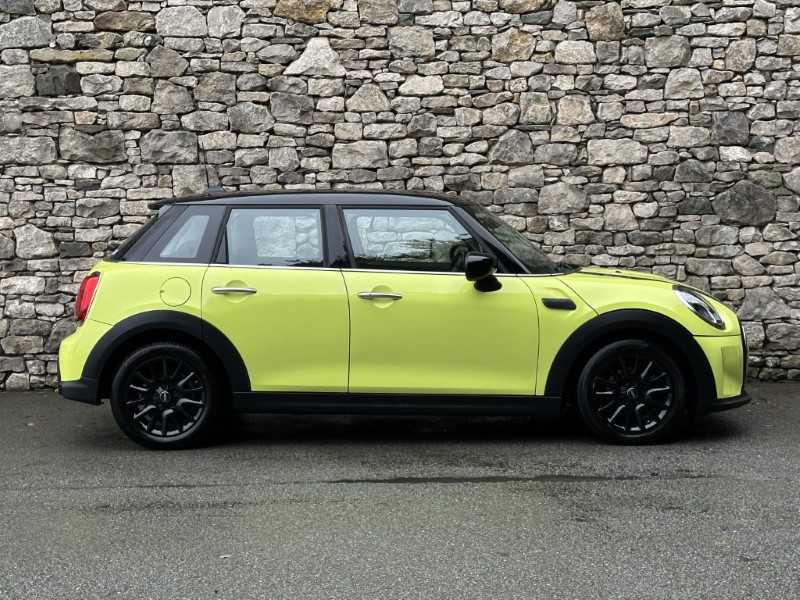 2022 (72) MINI HATCHBACK 1.5 Cooper Classic 5dr Auto 5912568
