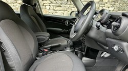2022 (72) MINI HATCHBACK 1.5 Cooper Classic 5dr Auto 5912576