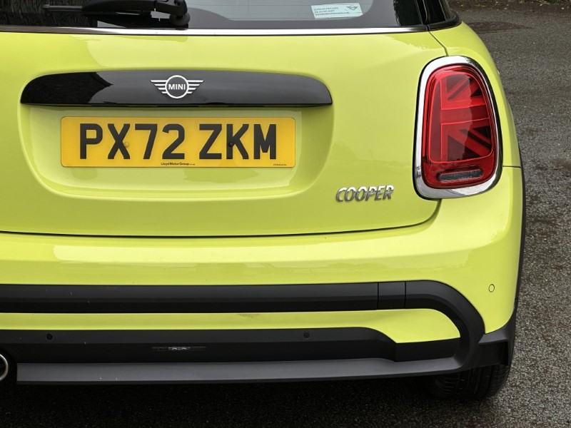 2022 (72) MINI HATCHBACK 1.5 Cooper Classic 5dr Auto 5912571