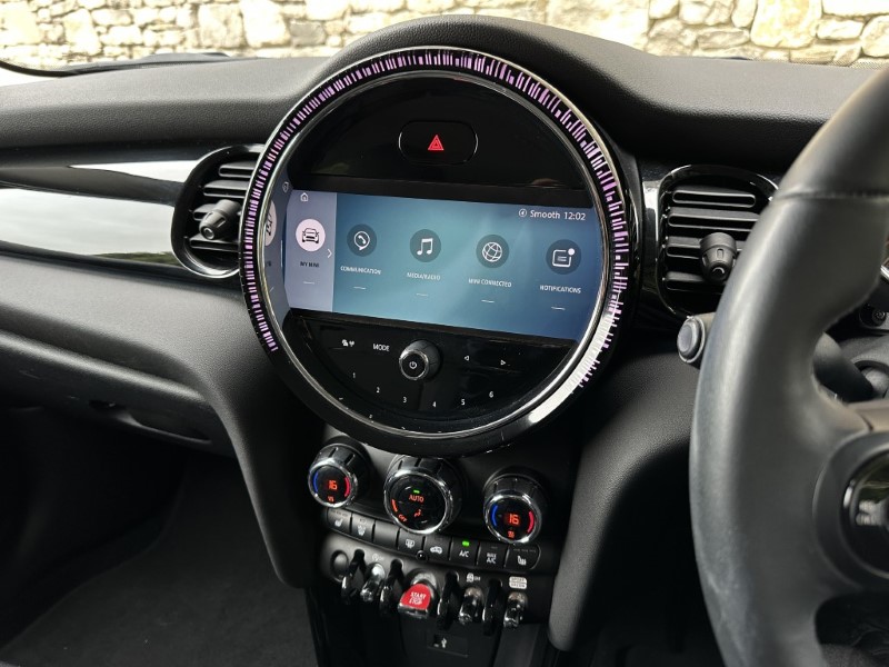2022 (72) MINI HATCHBACK 1.5 Cooper Classic 5dr Auto 5912607