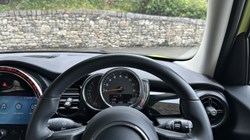 2022 (72) MINI HATCHBACK 1.5 Cooper Classic 5dr Auto 5912622