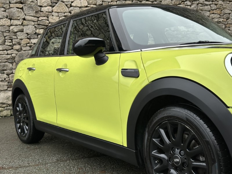 2022 (72) MINI HATCHBACK 1.5 Cooper Classic 5dr Auto 5912631