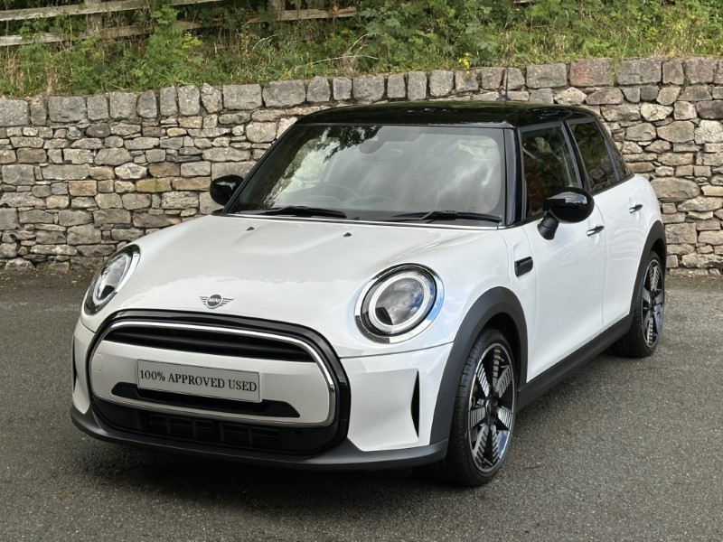 2024 (73) MINI HATCHBACK 1.5 Cooper Exclusive Premium 5dr Auto 5917320