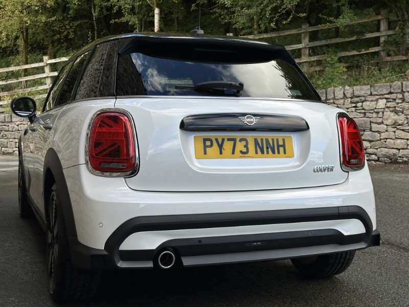 2024 (73) MINI HATCHBACK 1.5 Cooper Exclusive Premium 5dr Auto 5917285