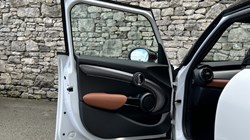 2024 (73) MINI HATCHBACK 1.5 Cooper Exclusive Premium 5dr Auto 5917312
