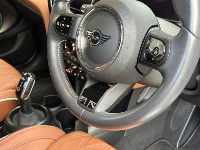 2024 (73) MINI HATCHBACK 1.5 Cooper Exclusive Premium 5dr Auto 5917271