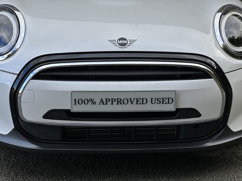 2024 (73) MINI HATCHBACK 1.5 Cooper Exclusive Premium 5dr Auto 5917329