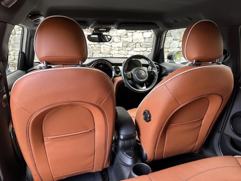 2024 (73) MINI HATCHBACK 1.5 Cooper Exclusive Premium 5dr Auto 5917314