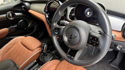 2024 (73) MINI HATCHBACK 1.5 Cooper Exclusive Premium 5dr Auto 5917270