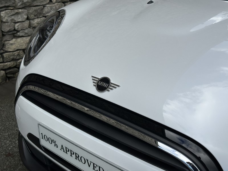 2024 (73) MINI HATCHBACK 1.5 Cooper Exclusive Premium 5dr Auto 5917294