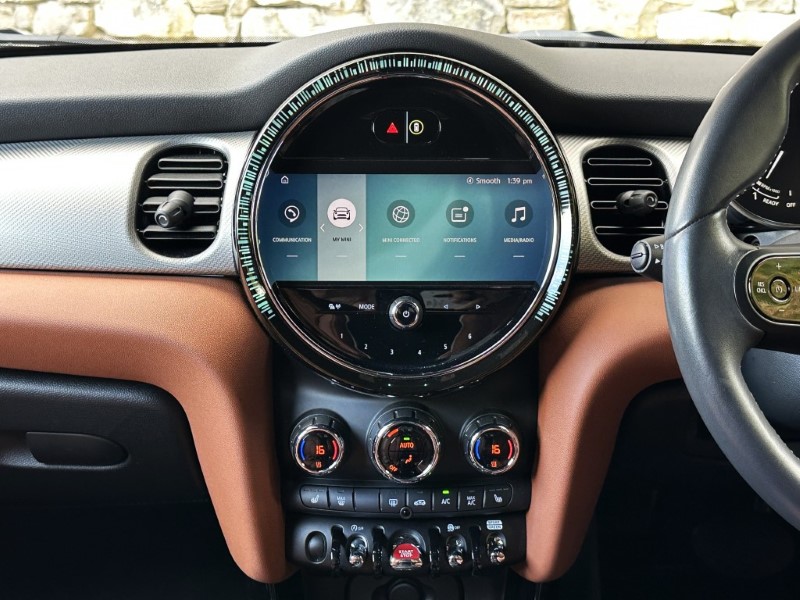 2024 (73) MINI HATCHBACK 1.5 Cooper Exclusive Premium 5dr Auto 5917319
