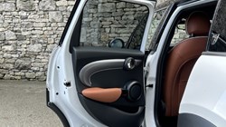 2024 (73) MINI HATCHBACK 1.5 Cooper Exclusive Premium 5dr Auto 5917313