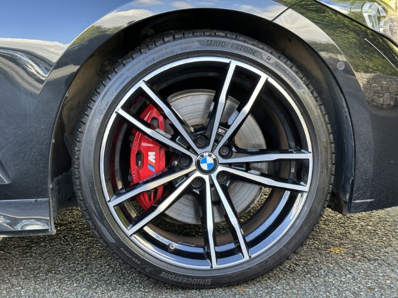 2023 (23) BMW 3 SERIES 320i M Sport 4dr Saloon 5924042