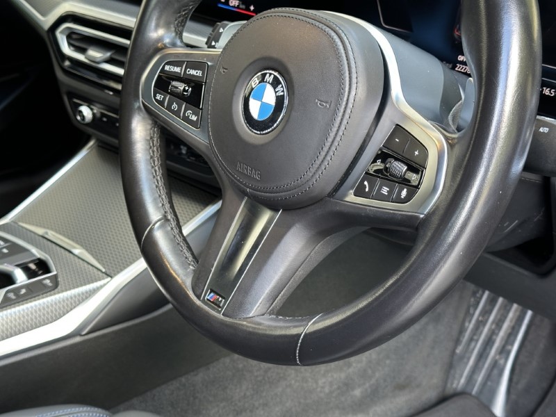 2023 (23) BMW 3 SERIES 320i M Sport 4dr Saloon 5923981