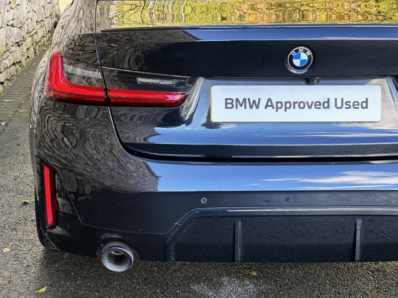 2023 (23) BMW 3 SERIES 320i M Sport 4dr Saloon 5923975