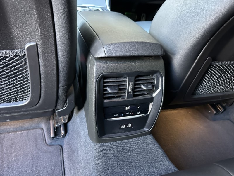 2023 (23) BMW 3 SERIES 320i M Sport 4dr Saloon 5924021