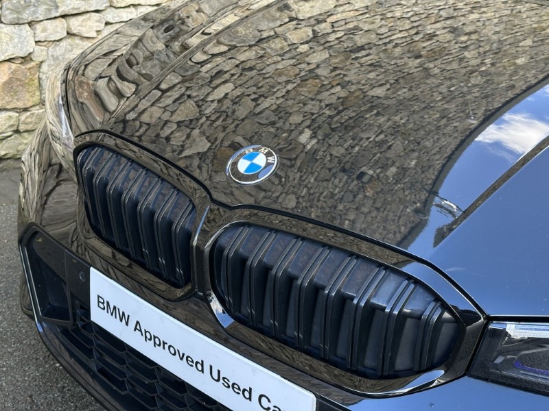 2023 (23) BMW 3 SERIES 320i M Sport 4dr Saloon 5923999