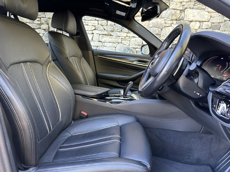 2020 (70) BMW 5 SERIES 530d xDrive MHT M Sport Saloon  5915203