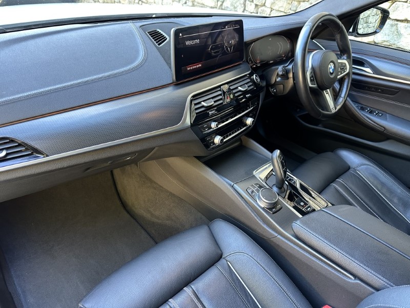 2020 (70) BMW 5 SERIES 530d xDrive MHT M Sport Saloon  5915227