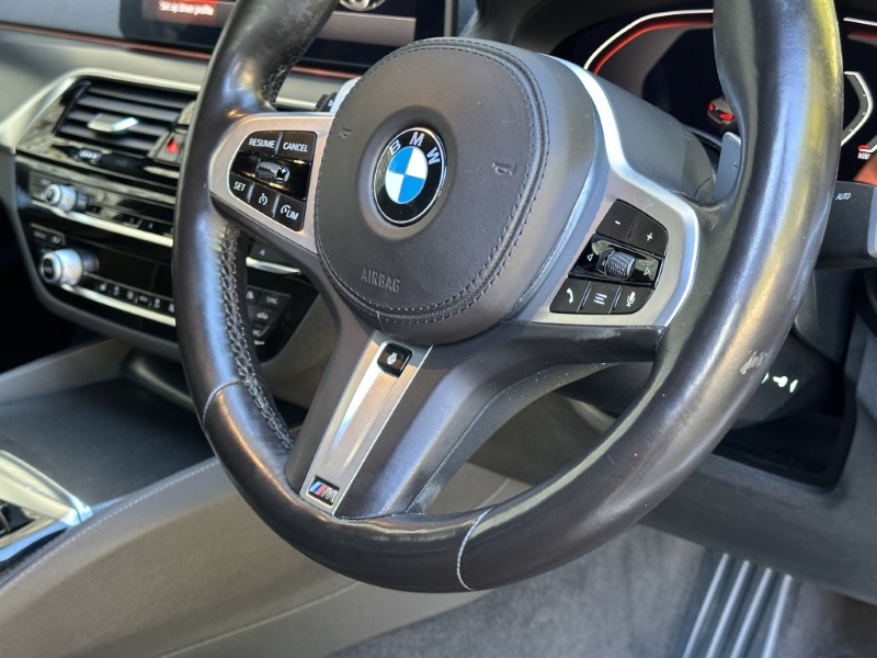 2020 (70) BMW 5 SERIES 530d xDrive MHT M Sport Saloon  5915202