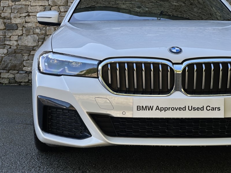 2020 (70) BMW 5 SERIES 530d xDrive MHT M Sport Saloon  5915257