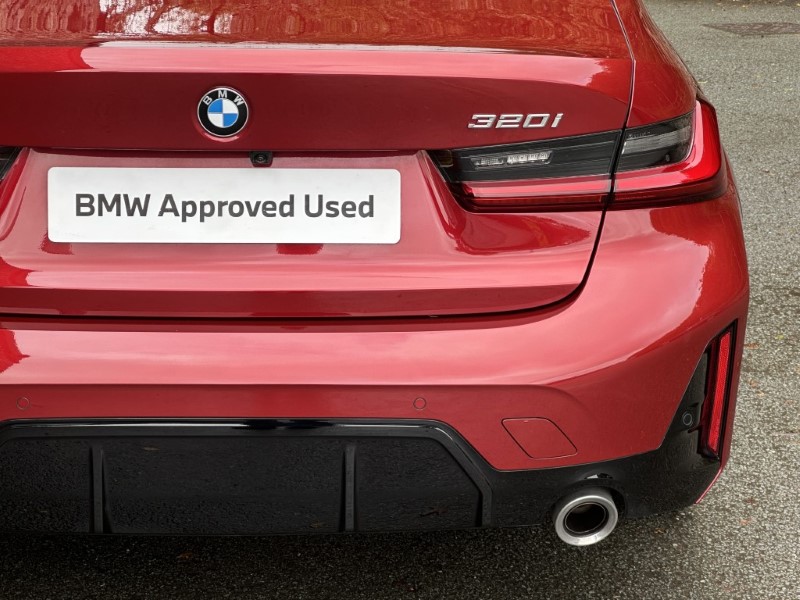 2026 (26) BMW 3 SERIES 320i M Sport 4dr Saloon 5904225