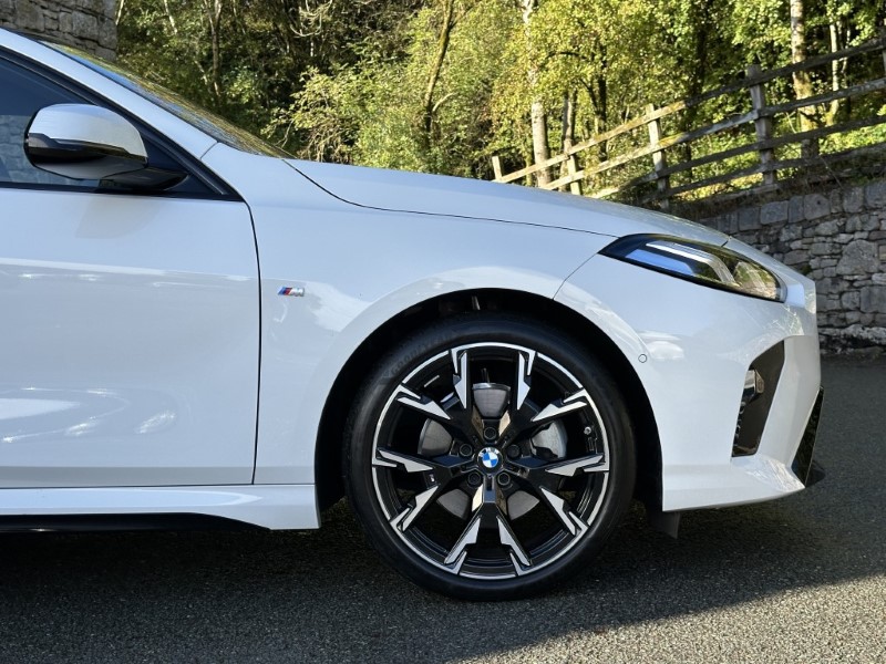 2024 (74) BMW 1 SERIES 120 M Sport 5dr  5917139