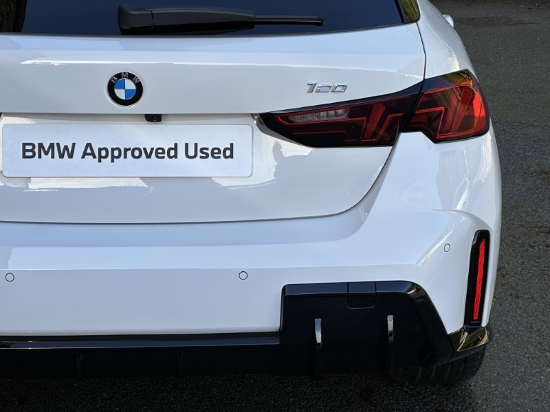 2024 (74) BMW 1 SERIES 120 M Sport 5dr  5917081