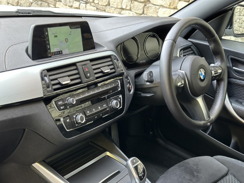 2019 (19) BMW 2 SERIES 220i M Sport Convertible  5925146