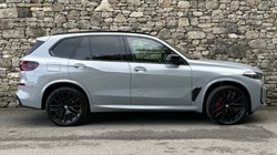2025 (74) BMW X5 xDrive40d MHT M Sport 5dr Auto 5920905