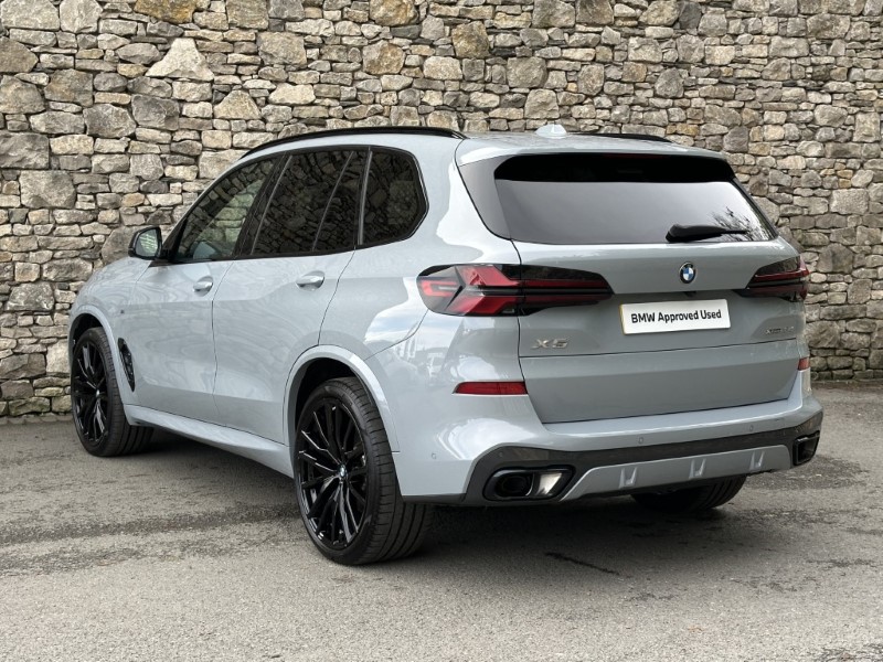 2025 (74) BMW X5 xDrive40d MHT M Sport 5dr Auto 1