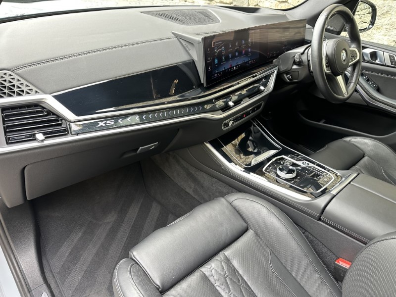 2025 (74) BMW X5 xDrive40d MHT M Sport 5dr Auto 5920984