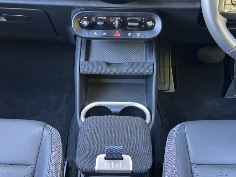2025 (25) MINI COUNTRYMAN 1.5 C Classic 5dr Auto 5925544
