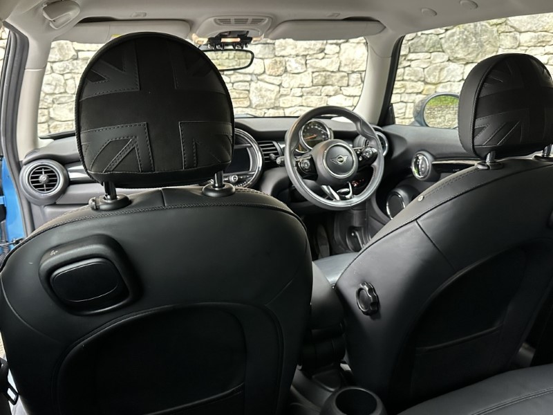2019 (19) MINI HATCHBACK 1.5 Cooper Exclusive II 3dr 5964032
