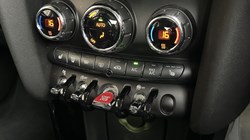 2019 (19) MINI HATCHBACK 1.5 Cooper Exclusive II 3dr 5964008