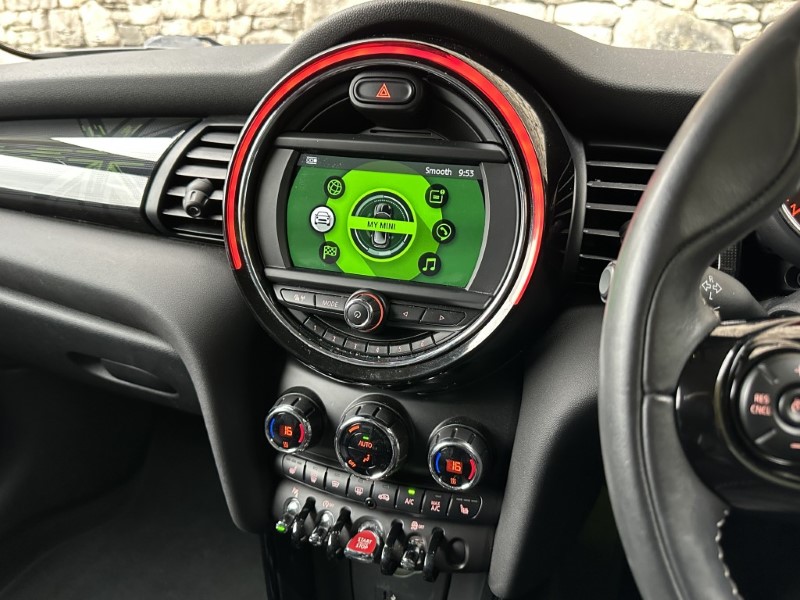 2019 (19) MINI HATCHBACK 1.5 Cooper Exclusive II 3dr 5964028