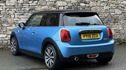 2019 (19) MINI HATCHBACK 1.5 Cooper Exclusive II 3dr – Video 1 of 1