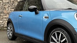 2019 (19) MINI HATCHBACK 1.5 Cooper Exclusive II 3dr 5964053