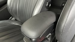 2019 (19) MINI HATCHBACK 1.5 Cooper Exclusive II 3dr 5964018