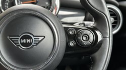 2019 (19) MINI HATCHBACK 1.5 Cooper Exclusive II 3dr 5964005