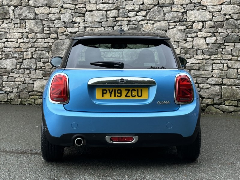 2019 (19) MINI HATCHBACK 1.5 Cooper Exclusive II 3dr 5964029