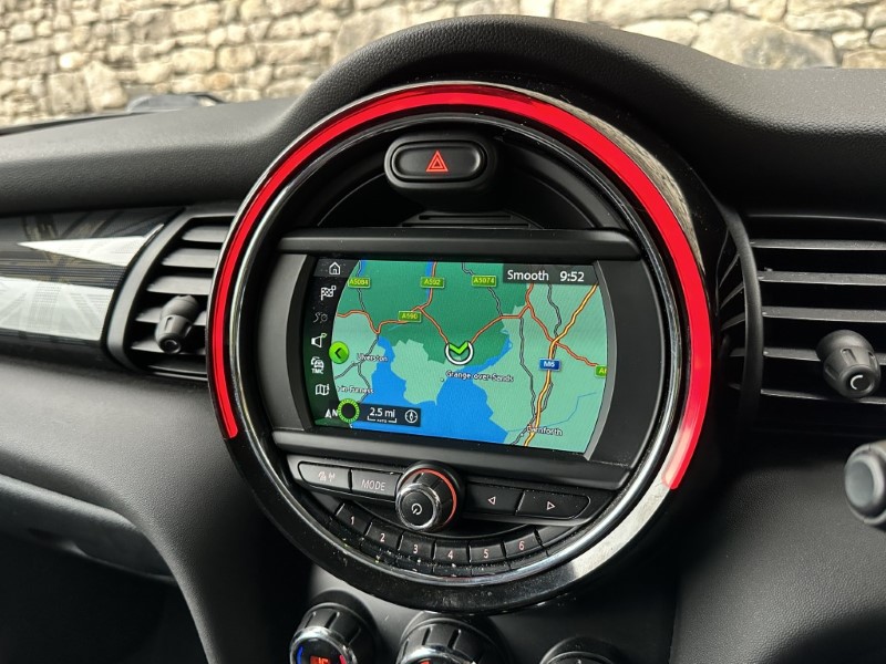 2019 (19) MINI HATCHBACK 1.5 Cooper Exclusive II 3dr 5964026
